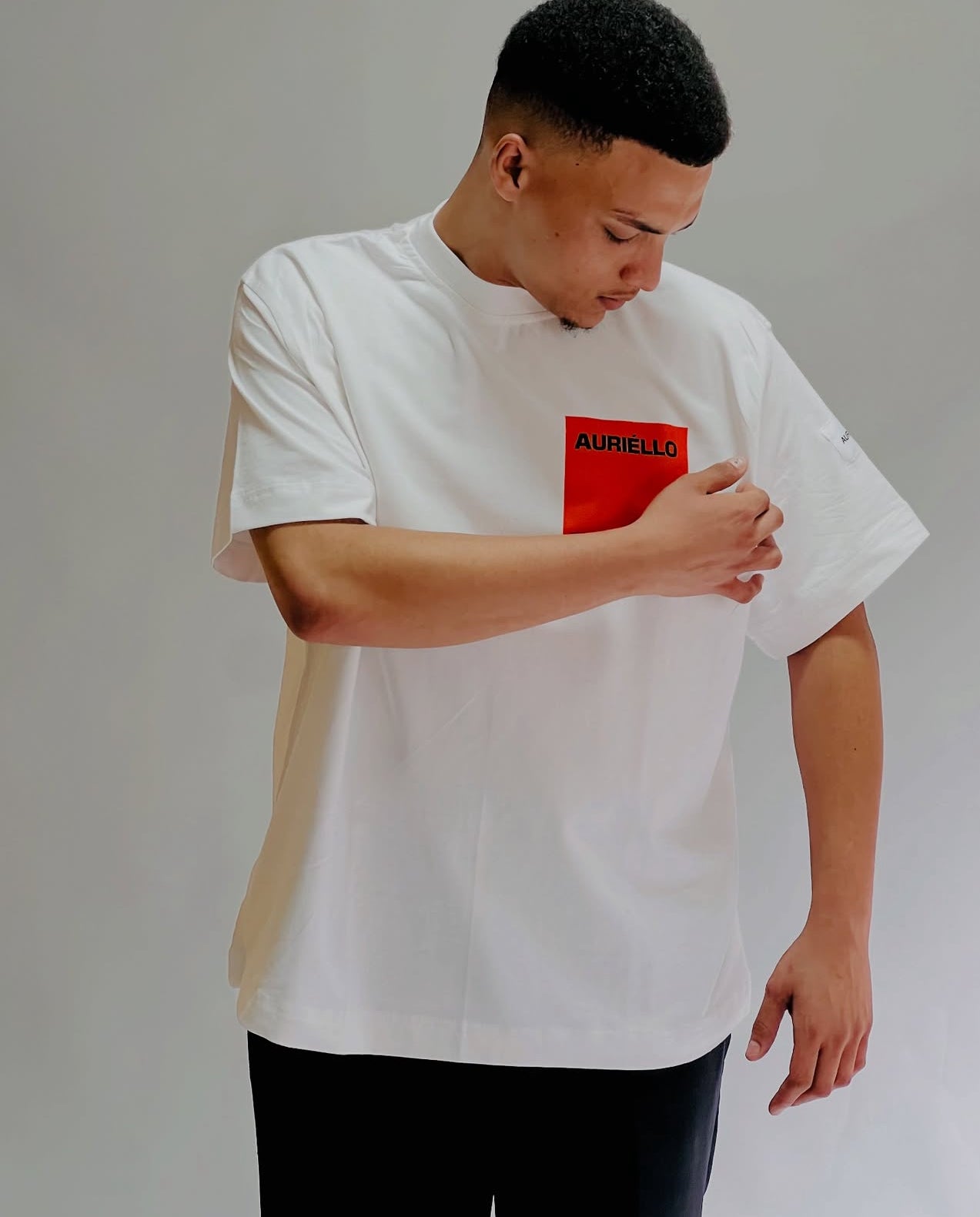 AURIÈLLO OVERSIZED ORANGE POCKET T-SHIRT