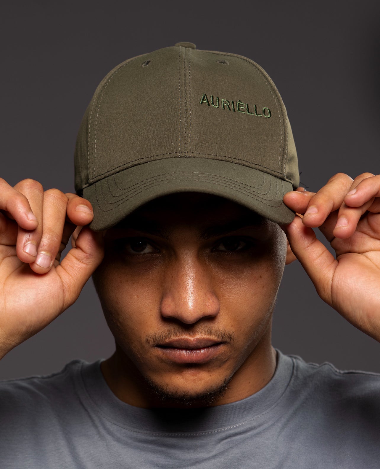 AURIÈLLO REGULAR CAPS